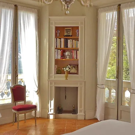 Sleeps 12 Pool Air Con Wifi * Blevio
