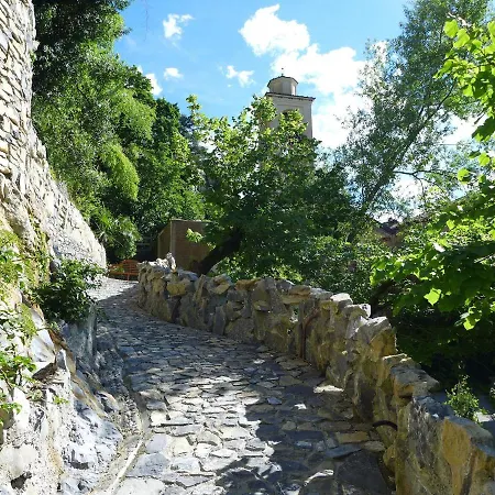 Sleeps 12 Pool Air Con Wifi * Blevio